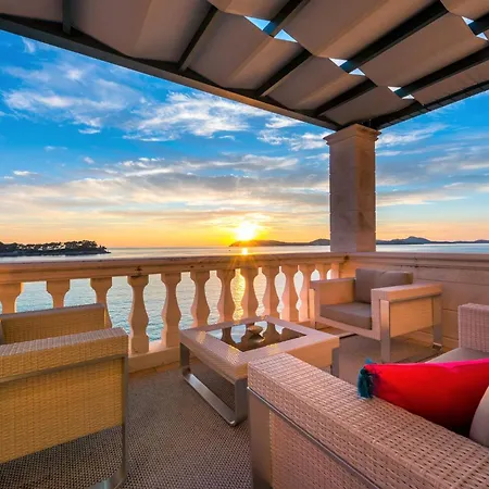 Dazzling Lozica 5 Bedrooms Pasija Steam Private Plateau