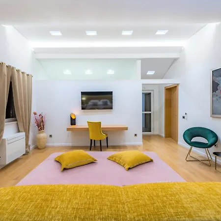 Dazzling Lozica 5 Bedrooms Pasija Steam Villa